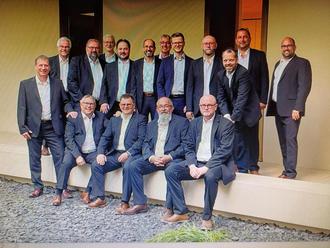 Mehr über den Artikel erfahren Vorweihnachtliches Konzert mit dem Männerkammerchor Ensemble 85